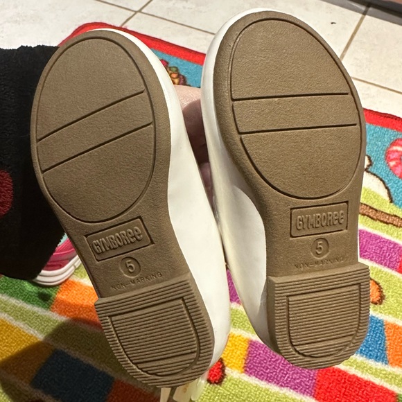 Gymboree toddler girls 👧 dress shoe. - Picture 3 of 4
